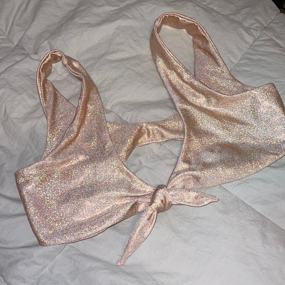 Shiny Top !!